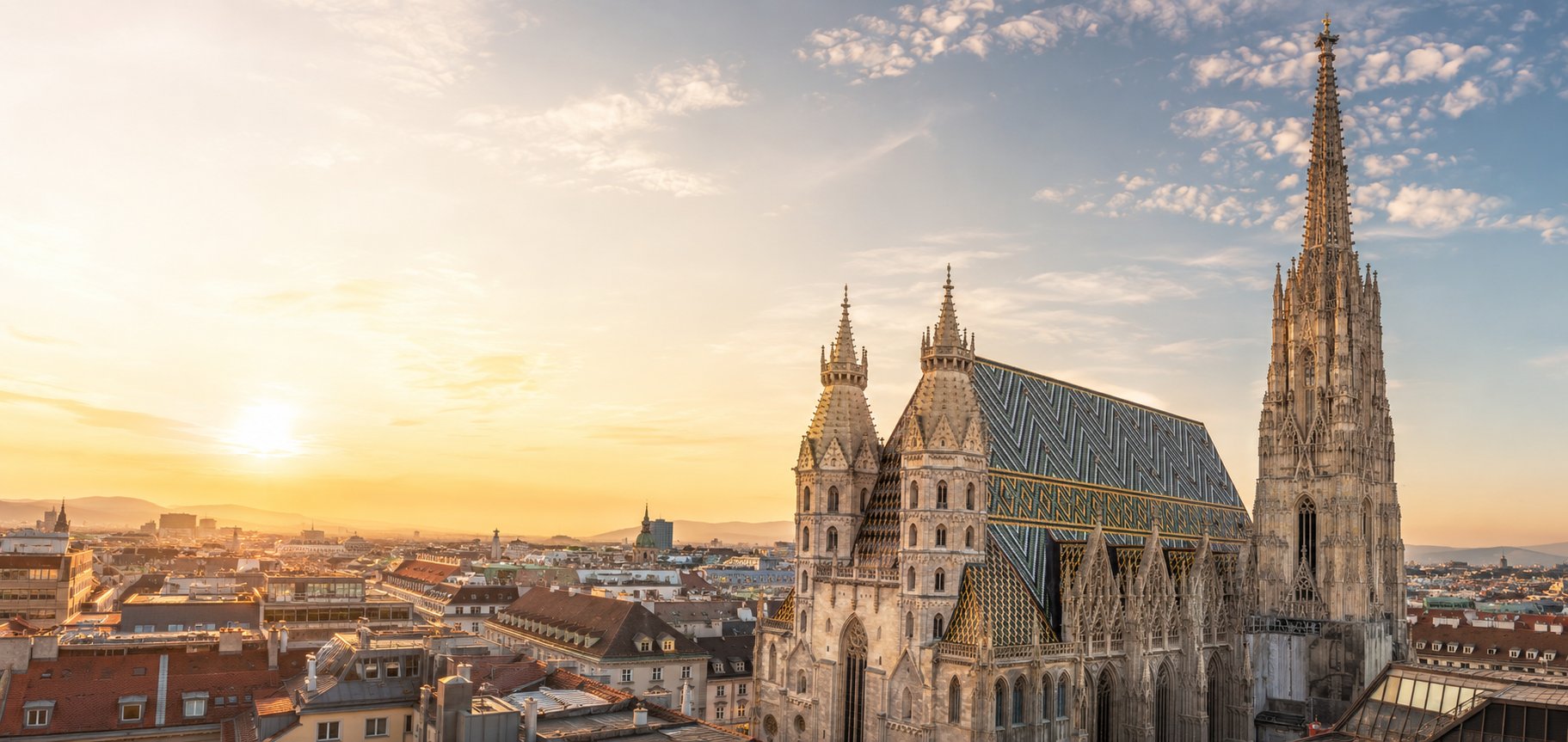 Stephansdom in Wien mit beiden Heidentürmen an der Westfassade